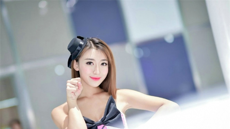 美女车模前凸后翘s型曲线热图